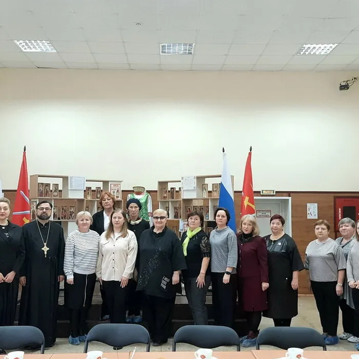 Воспитание нравственности: круглый стол педагогов с протоиереем Сергием Сёмочкиным