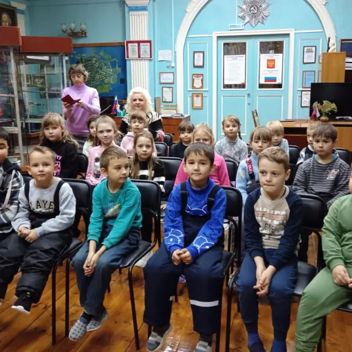 Экскурсия по экспозициям Победы: уроки истории для детей детского сада № 20 КВ